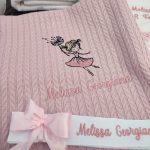 Trusou botez premium fetita cu papadie Melissa roz pudrat patura tricotate