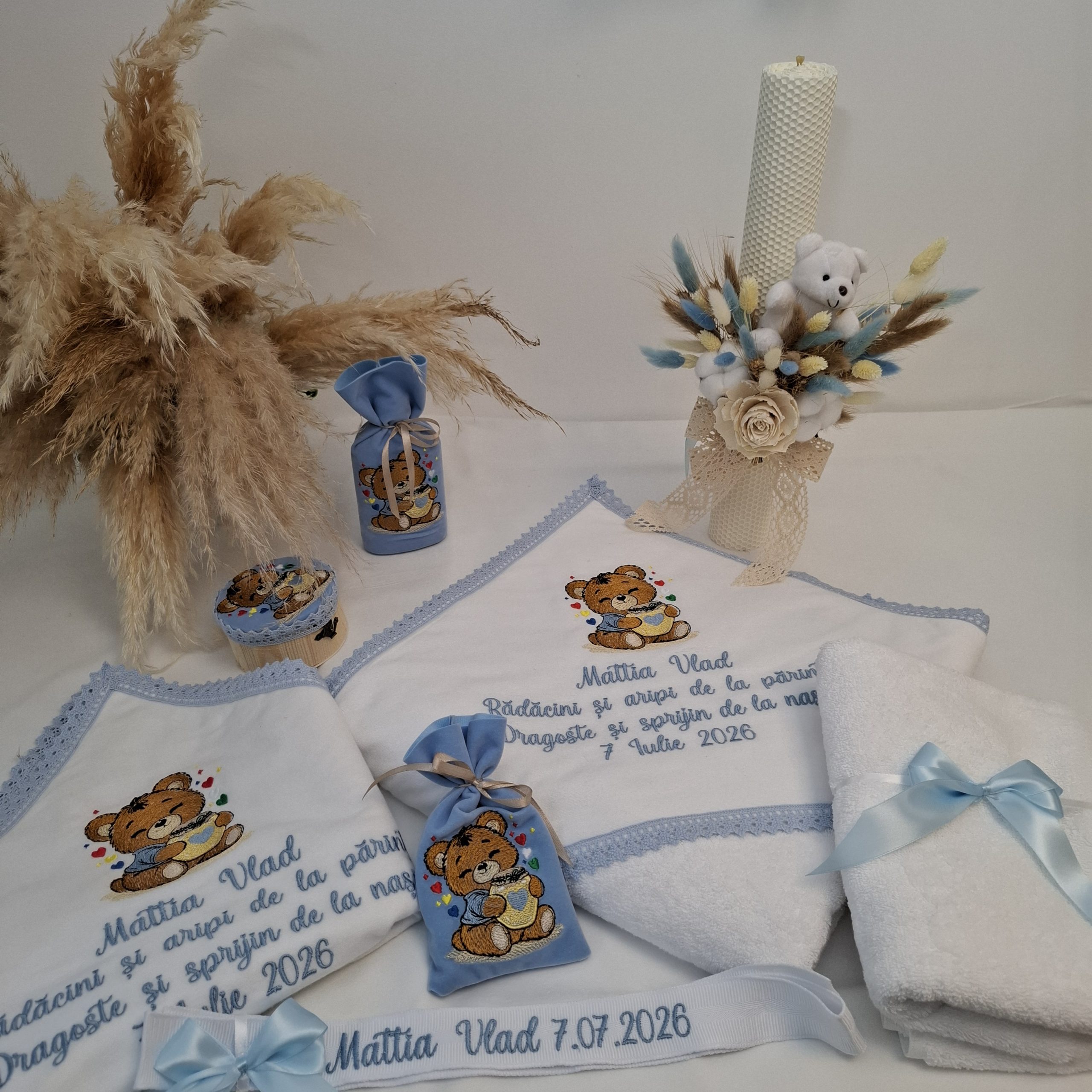 Trusou Botez Premium Ursulet cu Inimioare
